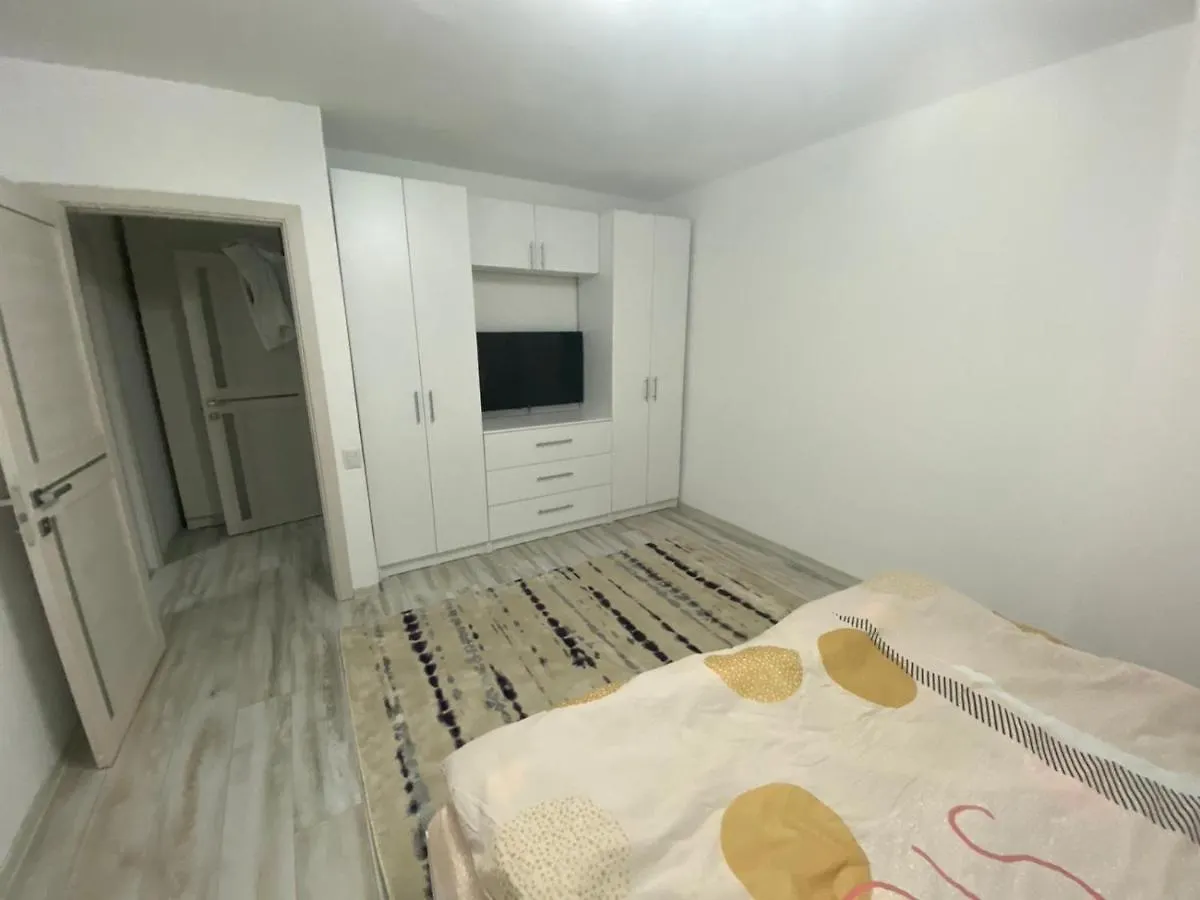 Calinescu Iulia Apartment Bucharest